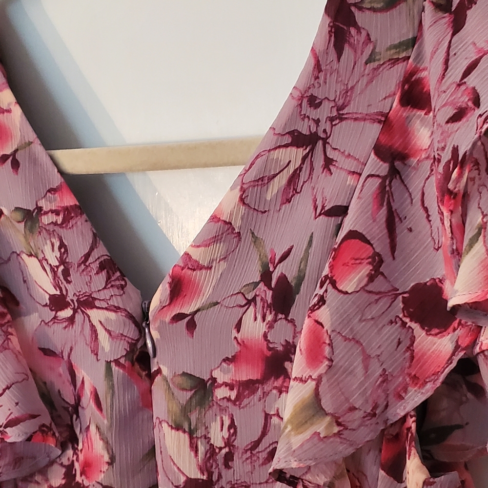 Express Floral Ruffled Dress - Picture 8 of 9